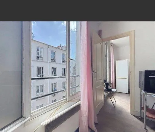 T2 Paris 10ème 33m2- Métro Goncourt
