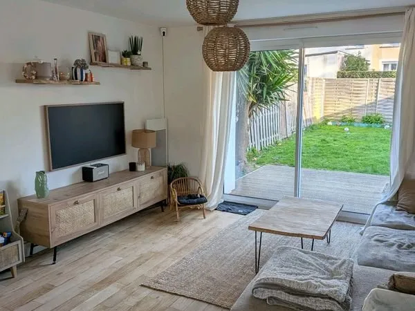 Maison à louer - 95 m² - 3 chambres - Lorient (quartier Tréfaven)