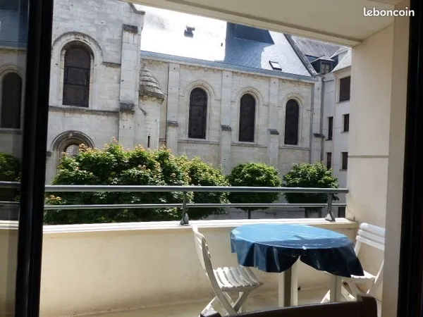 Studio meublé 24m2 quartier gare avec balcon