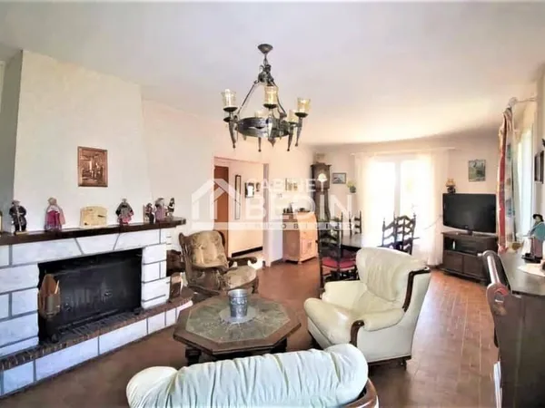 Maison 7 pièces 145 m²