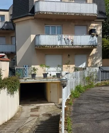 Studio avec balcon