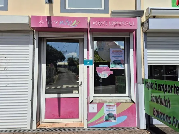 Espace Commercial 35 m² à Petite-Île, Réunion