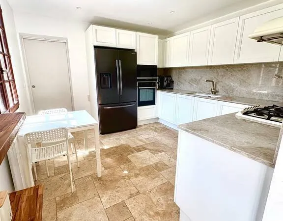 Maison 5 pièces 195 m²