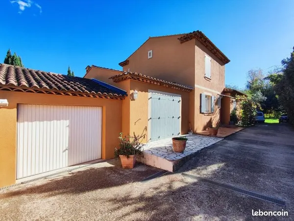 Villa T5 140 m² avec 1 000 m² de terrain plat