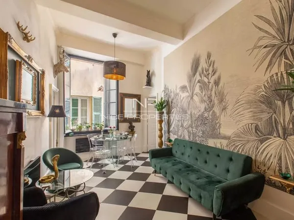 Nice Vieille Ville, 3 pièces rénové