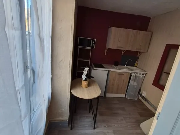 Studio en duplex proche centre-ville dispo rentrée 2026