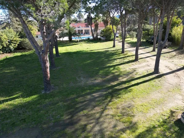 Terrain en individuel 2650 m²