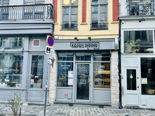 Local commercial 98 m²