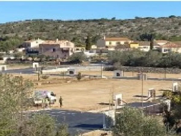 Terrain 400 m²