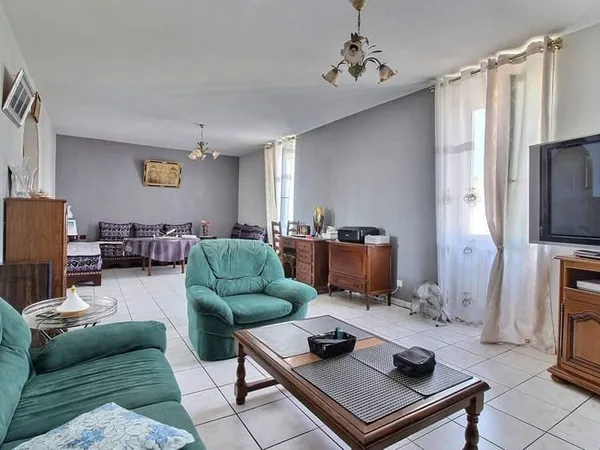 Immeuble 5 pièces 233 m²