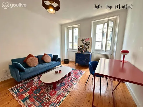 Charmant T2 avec parquet et belle hauteur - secteur Léon Blum
