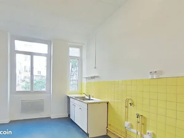 Studio 1 pièce 32 m²