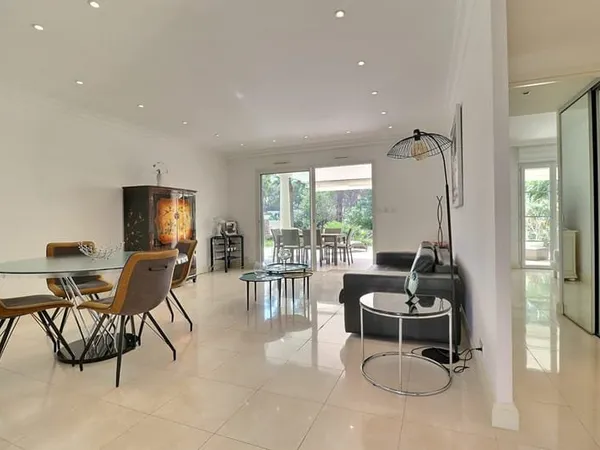 Superbe T3 St-Raphaël Valescure 75m2