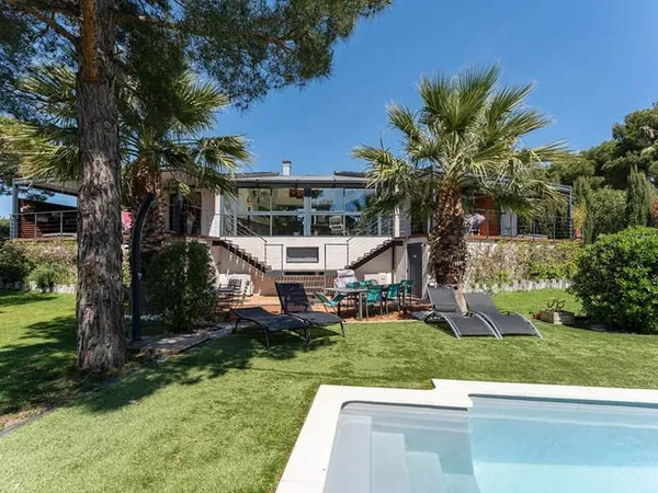 Villa d'exception à louer aperçu mer Sausset-les-Pins - PISCINE - SPAS -Dépendance
