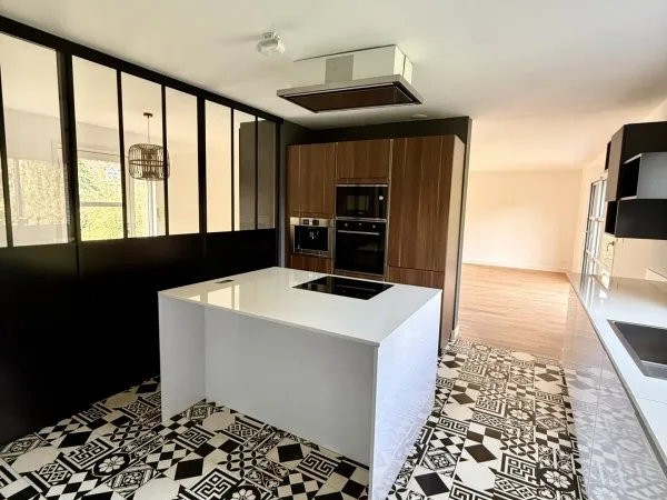 Maison 5 pièces 153 m²