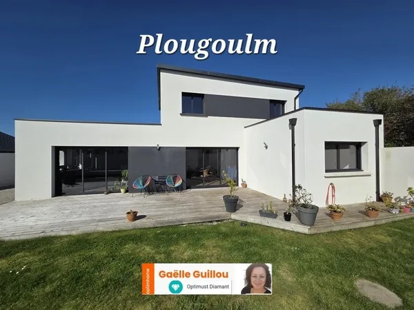 PLOUGOULM : Maison récente de 143m² (6 pièces) - Proche plage et commerces
