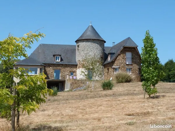 Propriété 7 pièces 280 m²