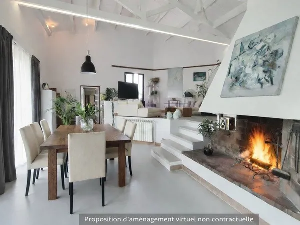 Maison T7 à vendre VITROLLES village avec piscine