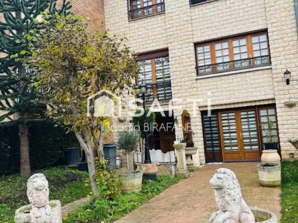 Maison 7 pièces 192 m²