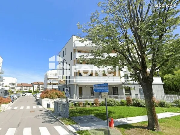 Parking 15 m² Fontanil Cornillon