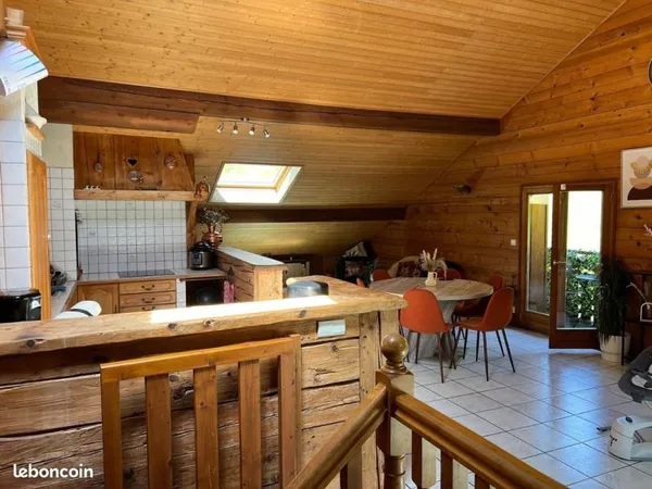 A vendre : très beau duplex ENTREMONT