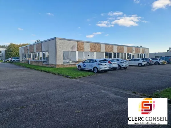 Local professionnel 217 m²