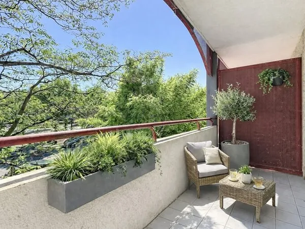 Appartement NIMES 3 pièce(s) 61 m2