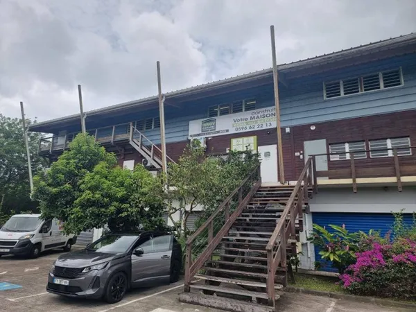 Bureau 45 m²