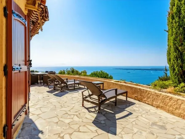 Villa 270 m²