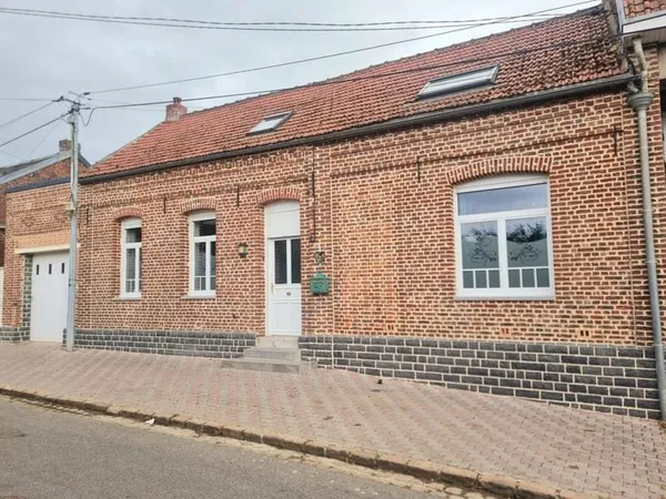 Semi-individuelle, 3 chambres, garage, jardin, terrasse
