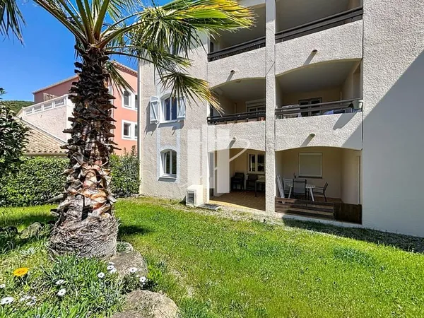Ideal investissement T2 avec parking Valescure