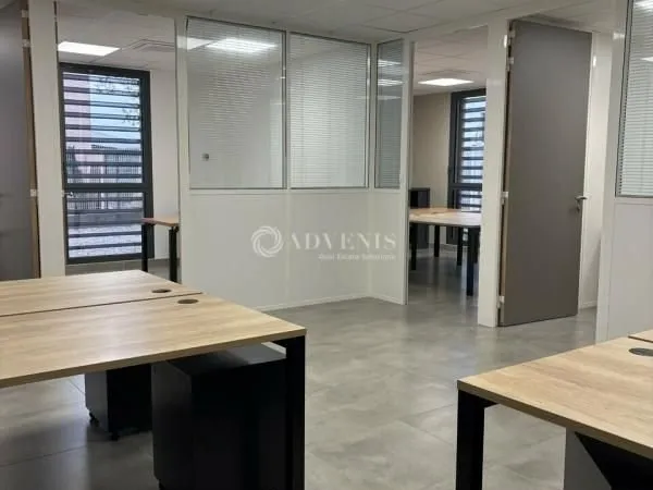 Bureaux 60 m²