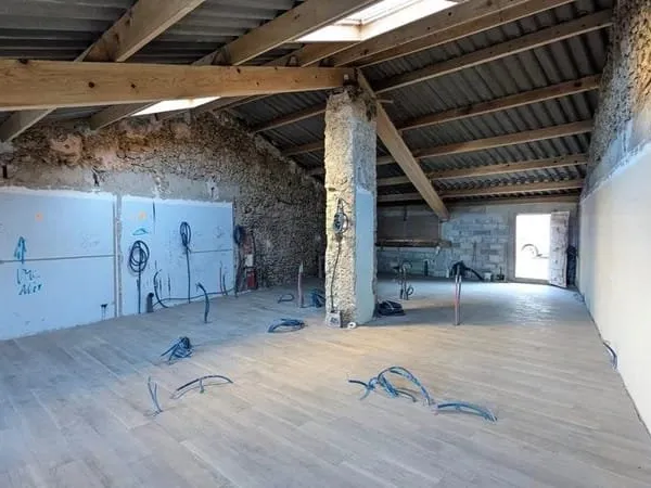 Maison 1 pièce 112 m²