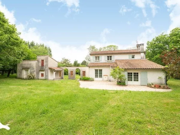 Maison 7 pièces 180 m²
