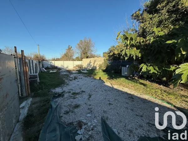 Terrain 600 m²