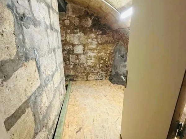 Cave à louer dans Bordeaux
