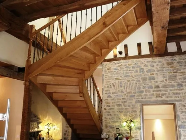 21200 BEAUNE -ENTREPRISE DE MENUISERIE, Atelier 350 M²