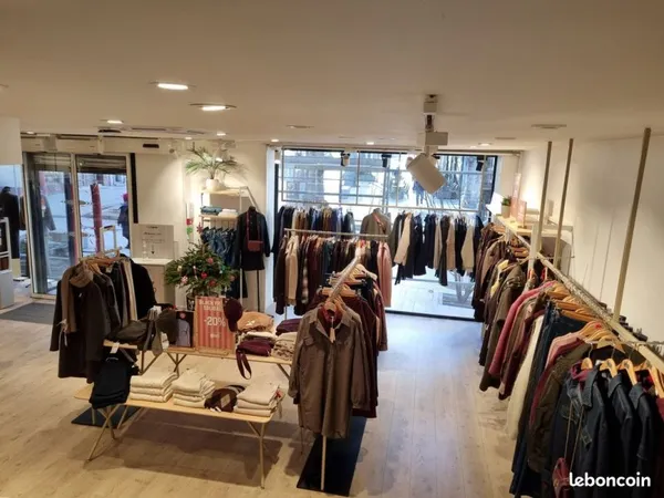 Fonds de commerce 131 m² Manosque
