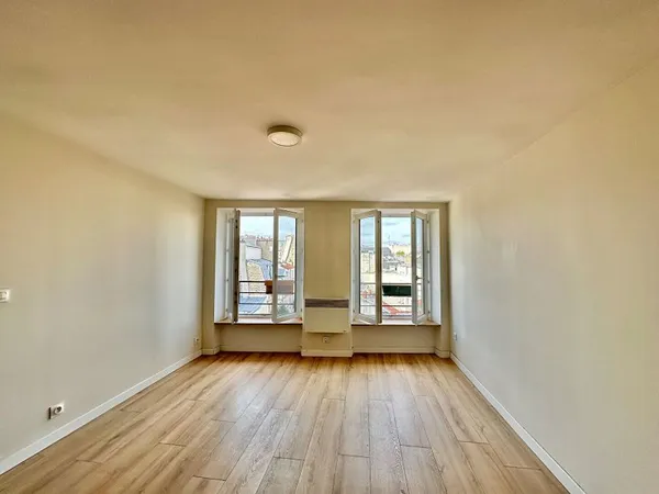 Studio 1 pièce 27 m²