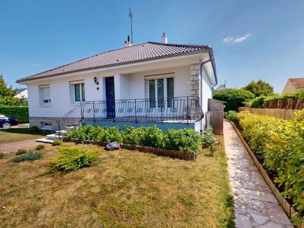 Maison de 3 chambres plus sous sol aménagé à Châteauroux 5 pièce(s)