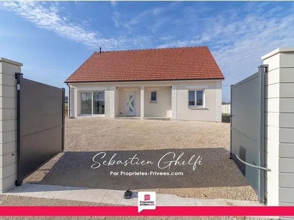 Proche de contres à la campagne belle maison de plain-pied avec 3 chambres