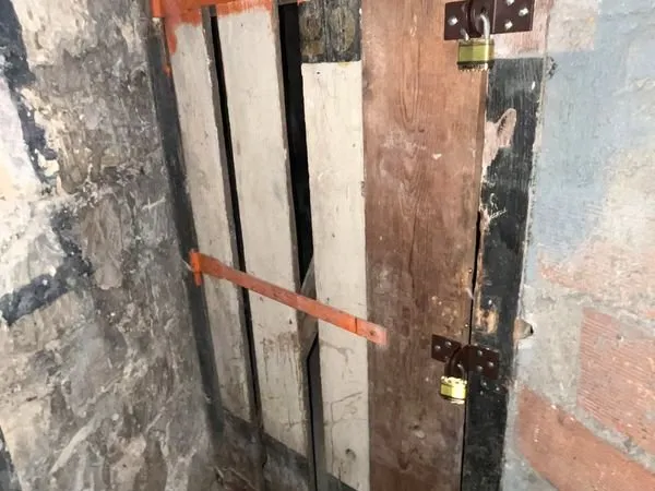 Cave 6 m² à louer - La Garenne-Colombes - stockage sécurisé