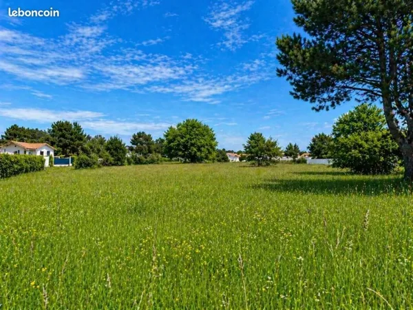Terrain 365 m² Royan