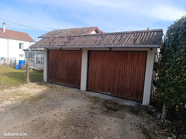 Garage à louer