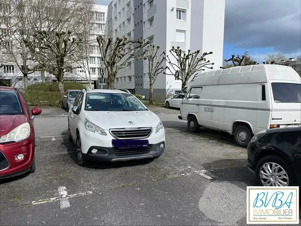 Parking sécurisé au coeur d'une copropriété - Proche boulevard DAalby