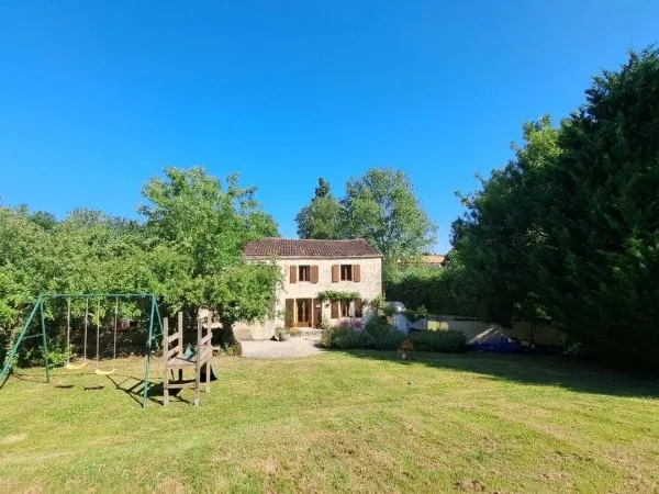 Maison de plain-pied 24 pièces 540 m²