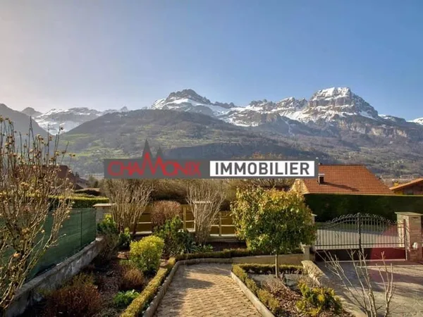 Maison 7 pièces 184 m²