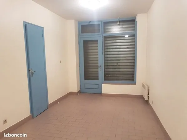 Local commercial 26 m² ROMANS SUR ISERE