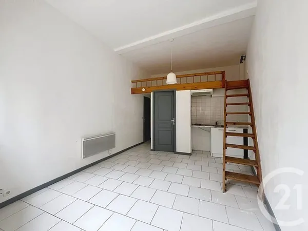 Studio 1 pièce 18 m²