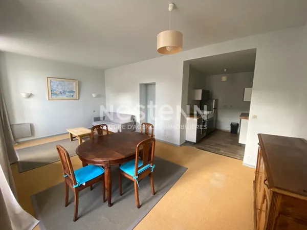 En hyper centre ville - Appartement meublé La Fleche 3 pièces de 53.98 m2